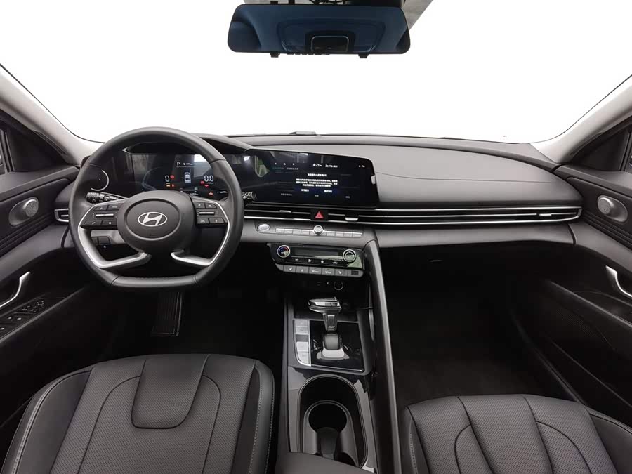 Hyundai Elantra 2023 immagine di auto #6