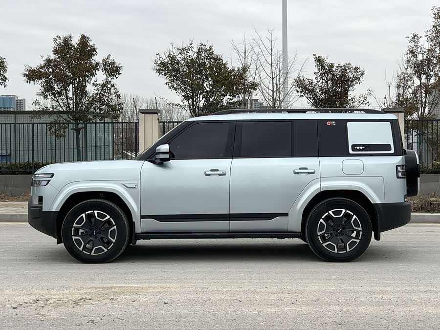 FangChengBao Tiger 7 2025 car image #6