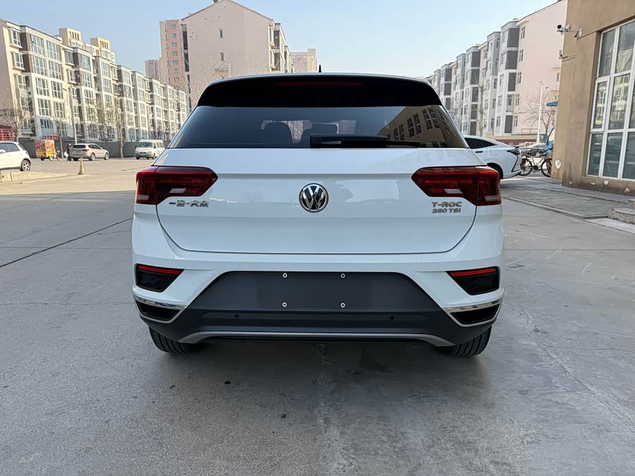 Volkswagen T-Roc 2018 #6 Volkswagen T-Roc 2018 car image #6