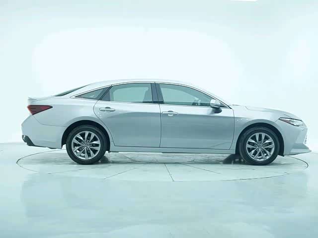 Toyota Avalon 2019 car image #6