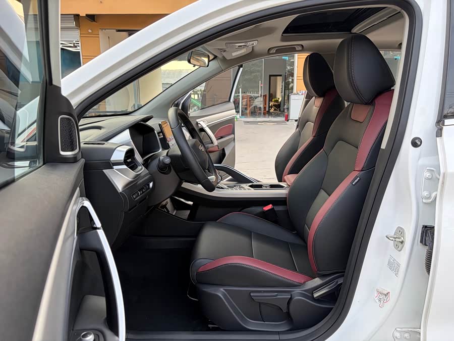 GEELY Coolray 2021 car image #6