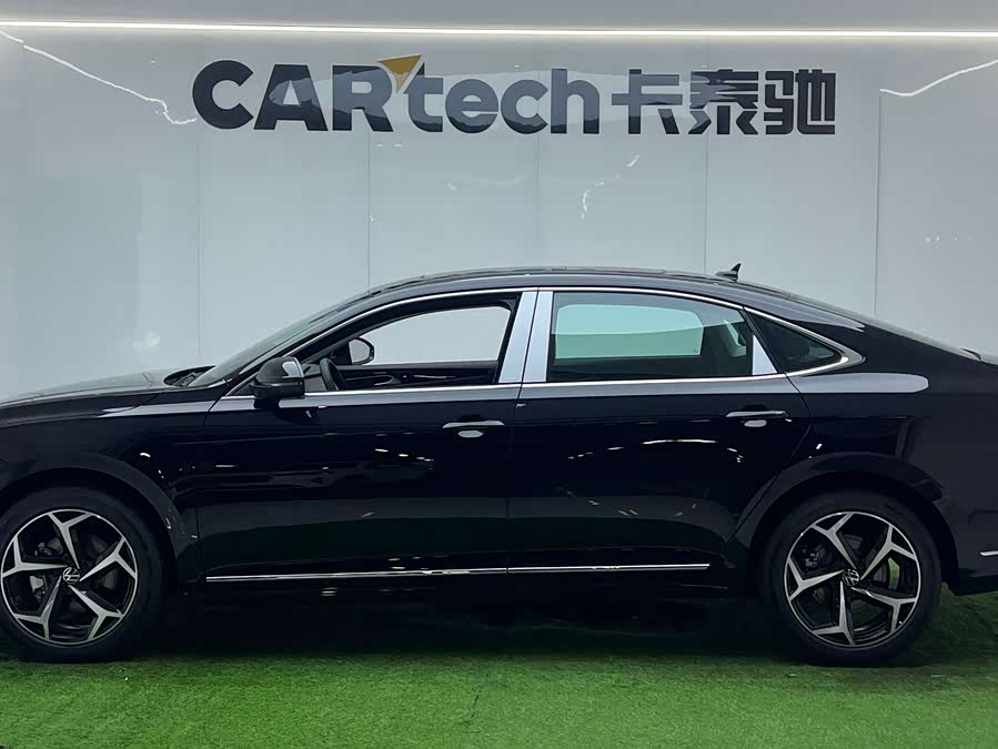 Volkswagen Passat car image #6