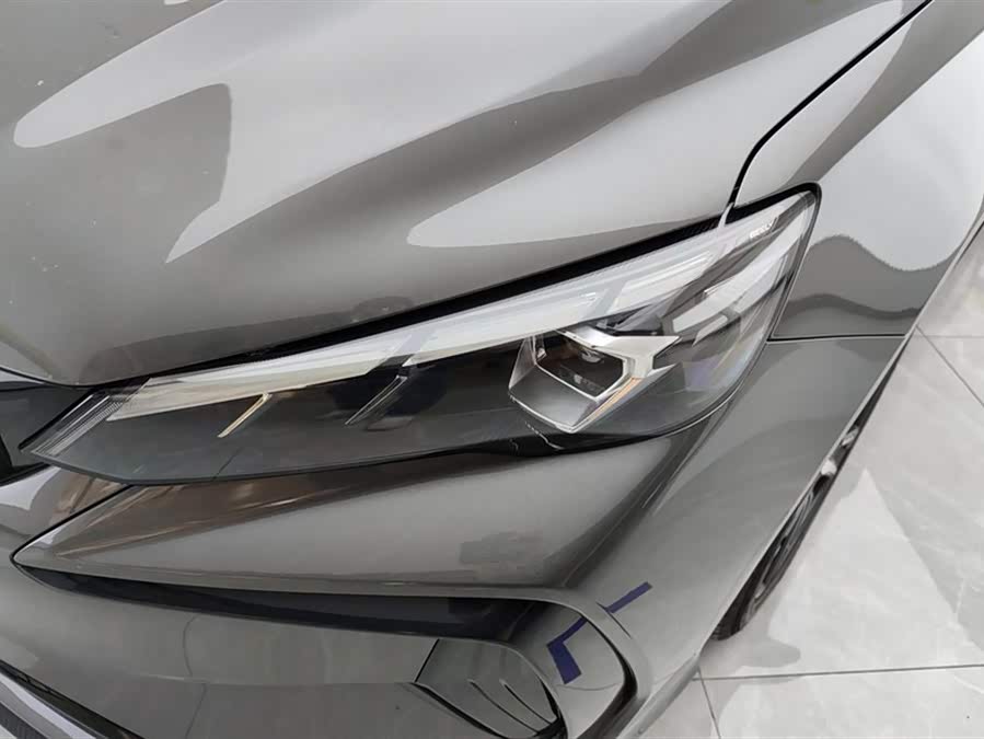 GEELY Binray 2025 car image #6