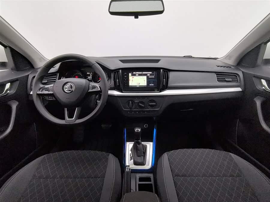 Skoda Kamiq 2020 изображение автомобиля #6