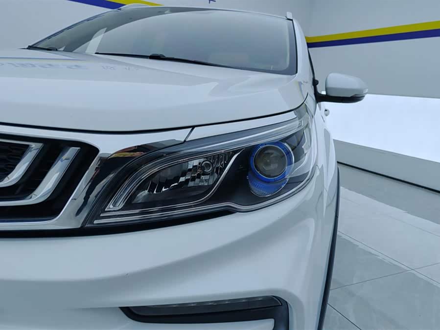 GEELY Vision X3 2019 изображение автомобиля #6