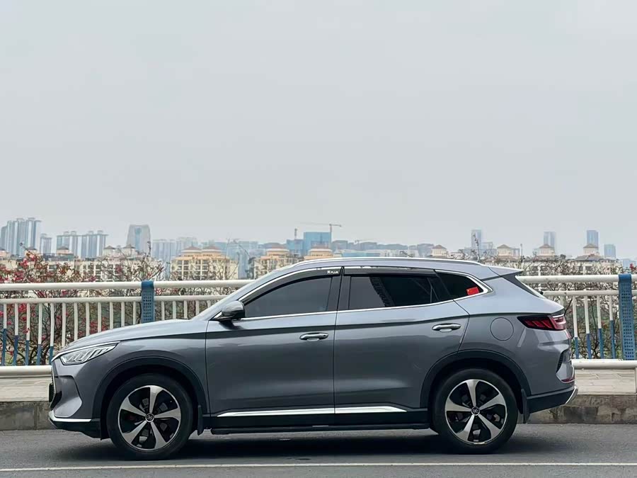 BYD Song Plus New Energy 2023 car image #6