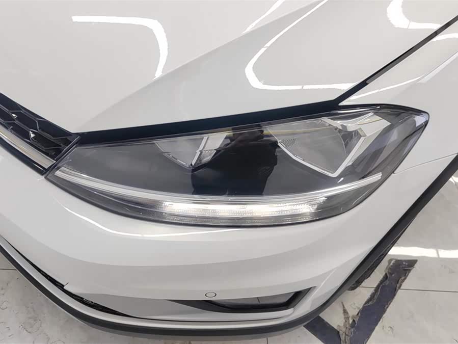 Volkswagen Golf (Imported) 2019 image de voiture #6