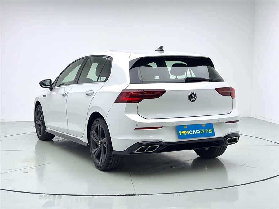 Volkswagen Golf 2021 car image #6