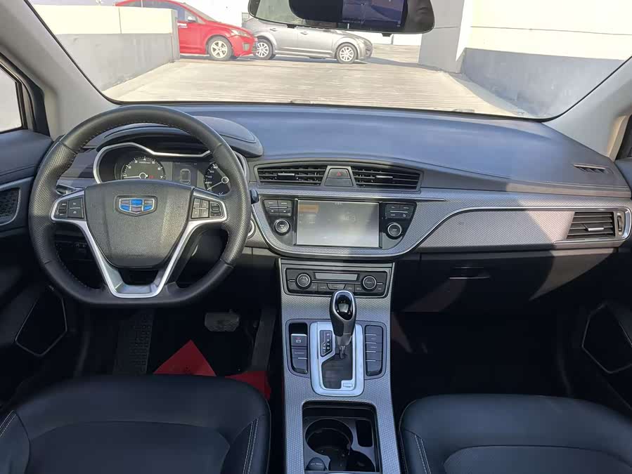 GEELY Emgrand GS 2017 car image #6