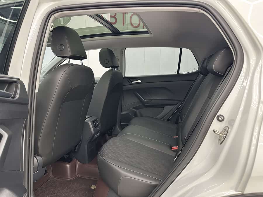 Volkswagen Tacqua 2023 car image #6