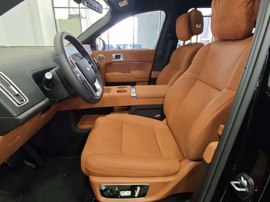 Li L9 2025 image de voiture #6