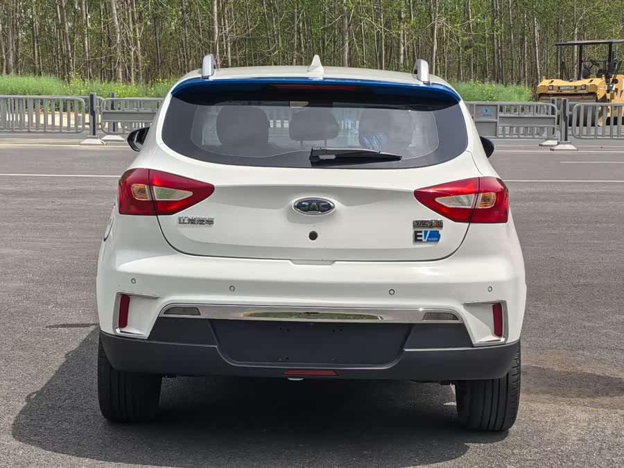 JAC 2018 #6 JAC 2018 car image #6