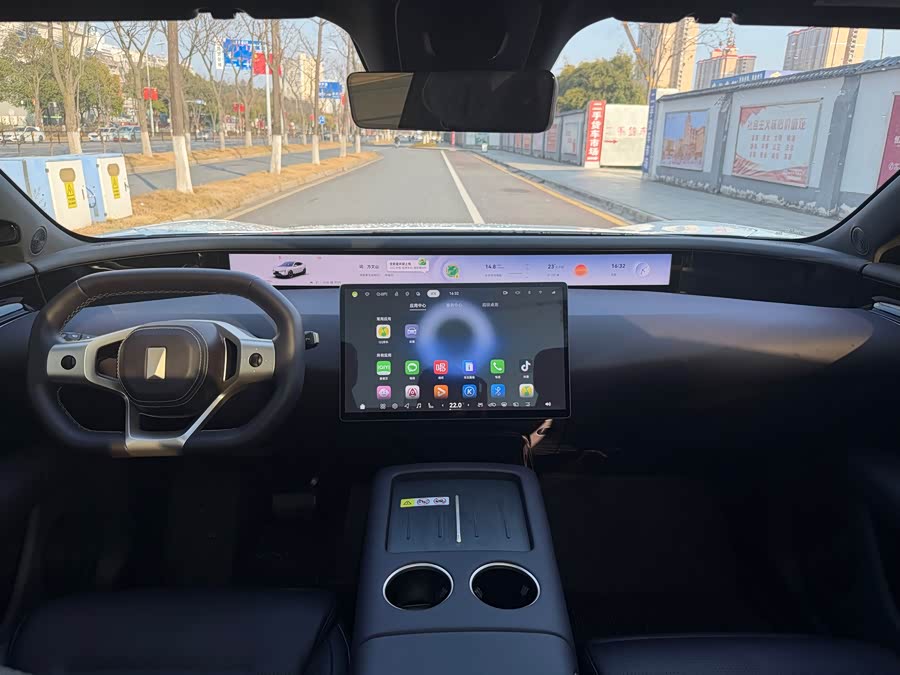 Avatr 07 2025 car image #6