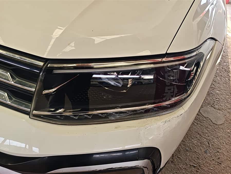 Volkswagen T-Cross 2021 immagine di auto #6