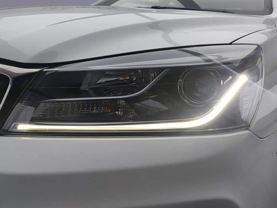 GEELY Emgrand 2018 immagine di auto #6