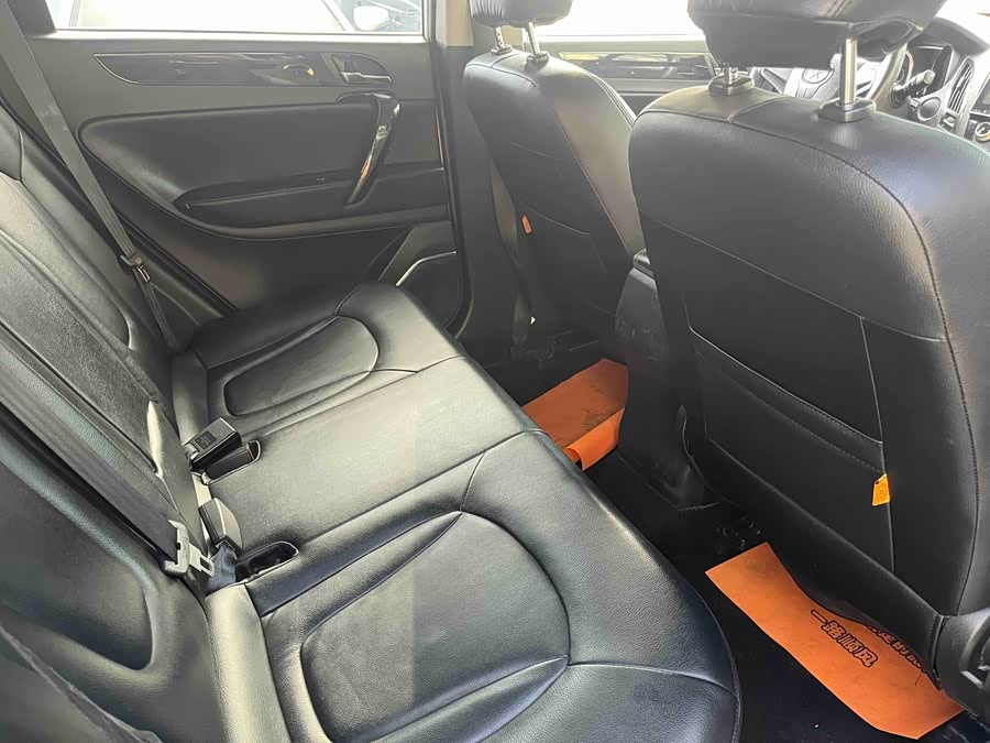 JAC 2017 #6 JAC 2017 car image #6