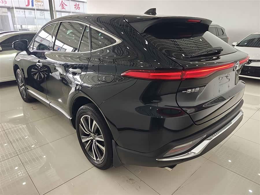 Toyota Harrier 2023 car image #6