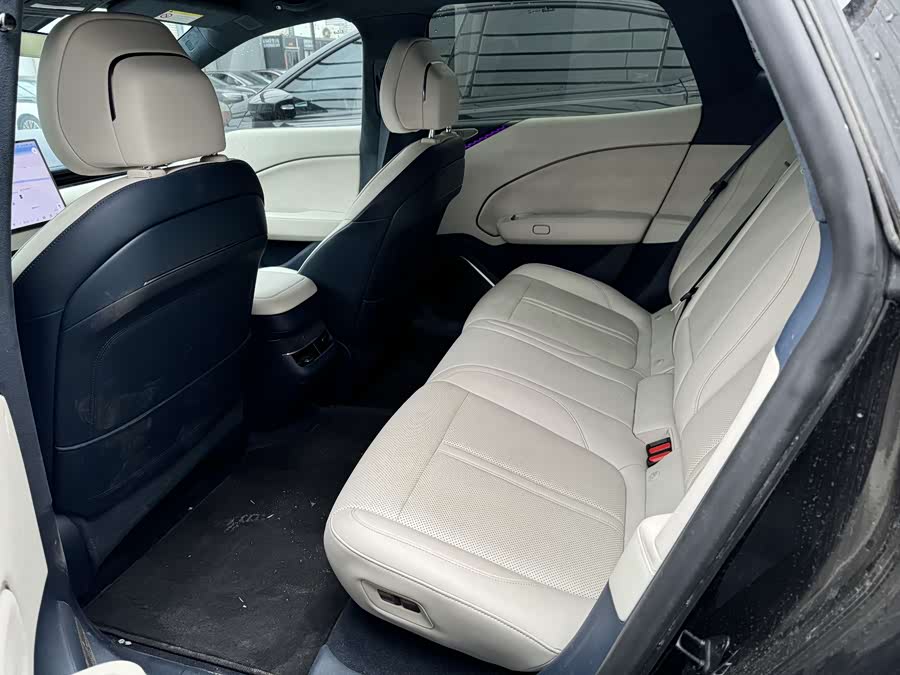 Zeekr 007 2024 imagen de coche #6