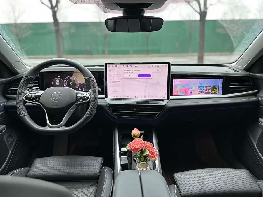 Volkswagen Passat 2024 immagine di auto #6