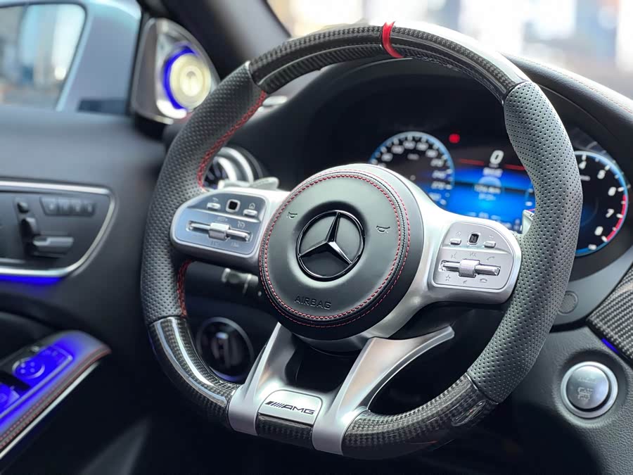 Mercedes-Benz GLA AMG 2016 صورة سيارة #6