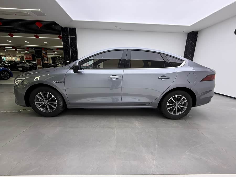 BYD Qin Plus 2024 صورة سيارة #6