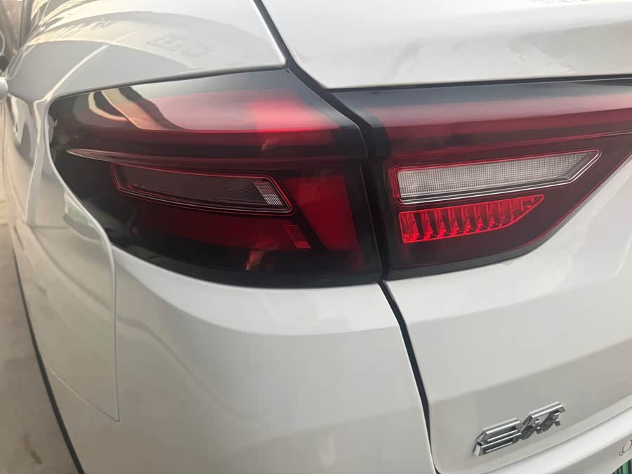 哪吒汽车 哪吒AYA 2024 汽车图片 #6