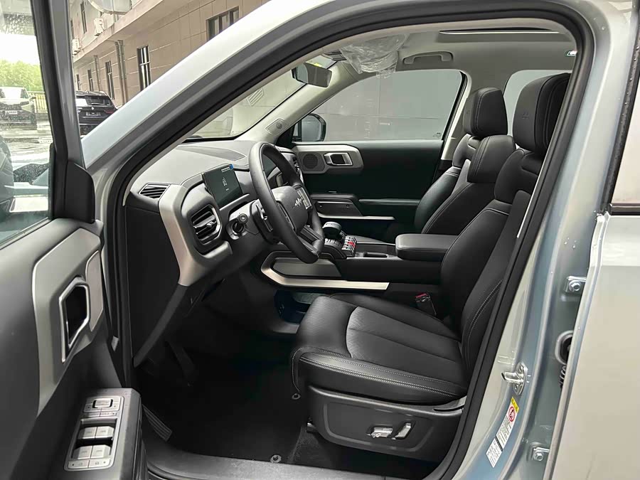 FangChengBao Tiger 3 2025 car image #6