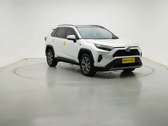 Toyota RAV4 2024 car image #6