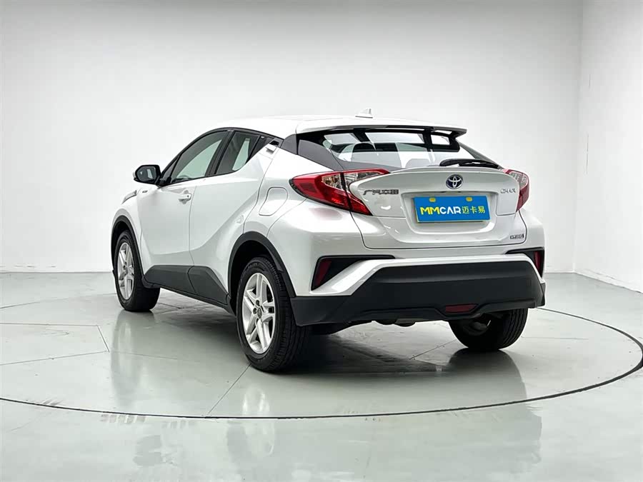Toyota C-HR 2023 immagine di auto #6