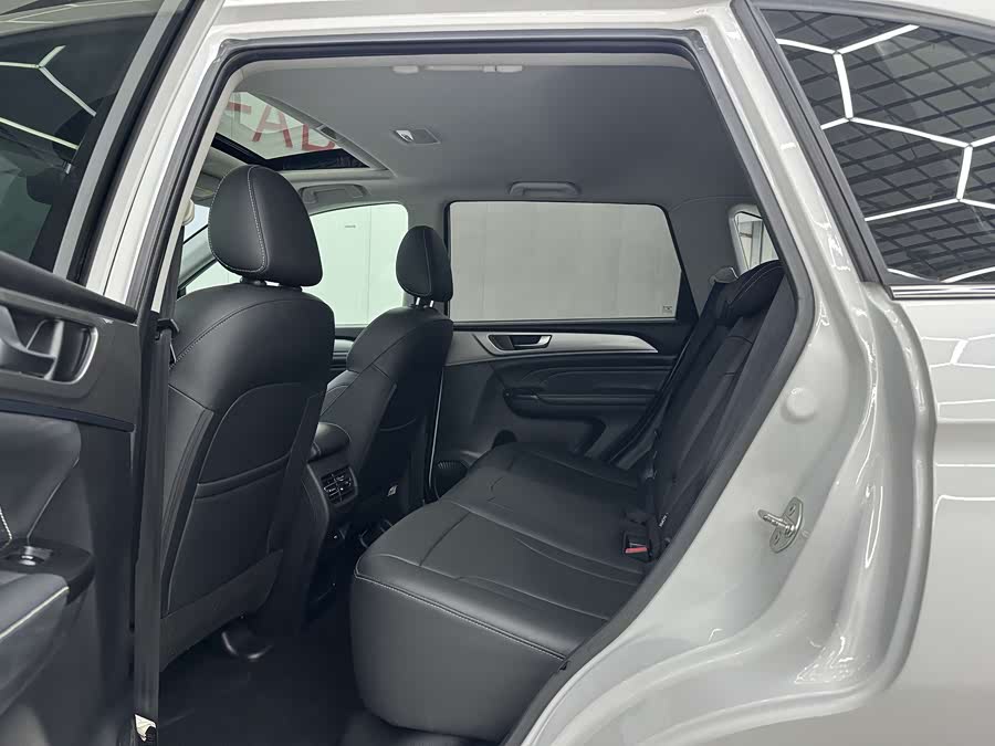 Haval M6 2022 car image #6