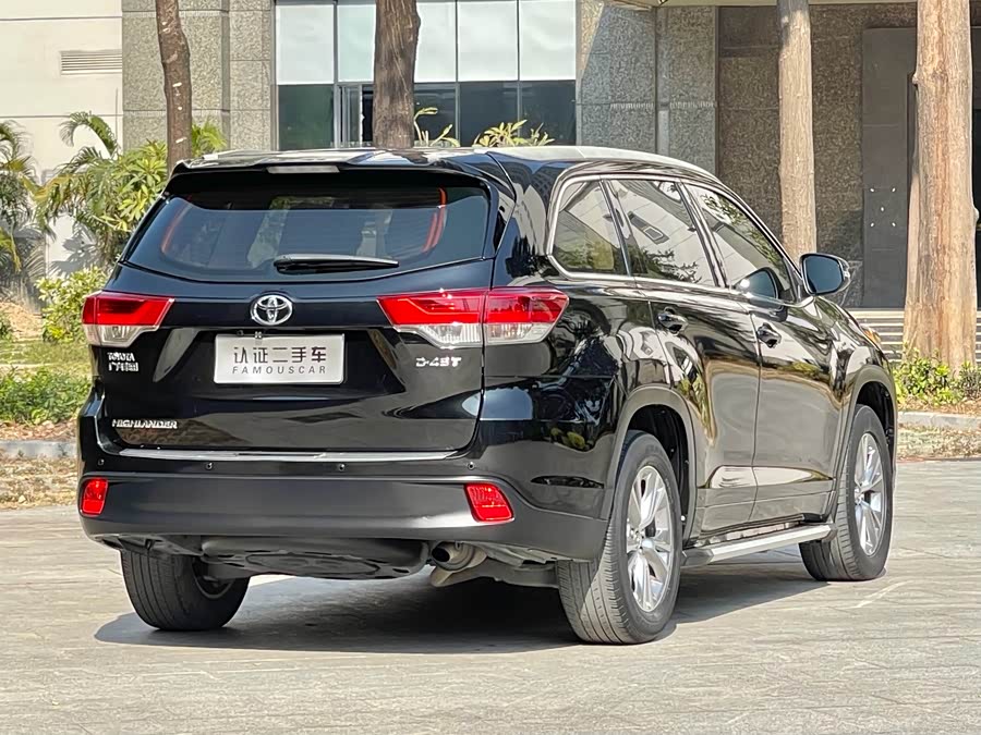 Toyota Highlander 2019 car image #6