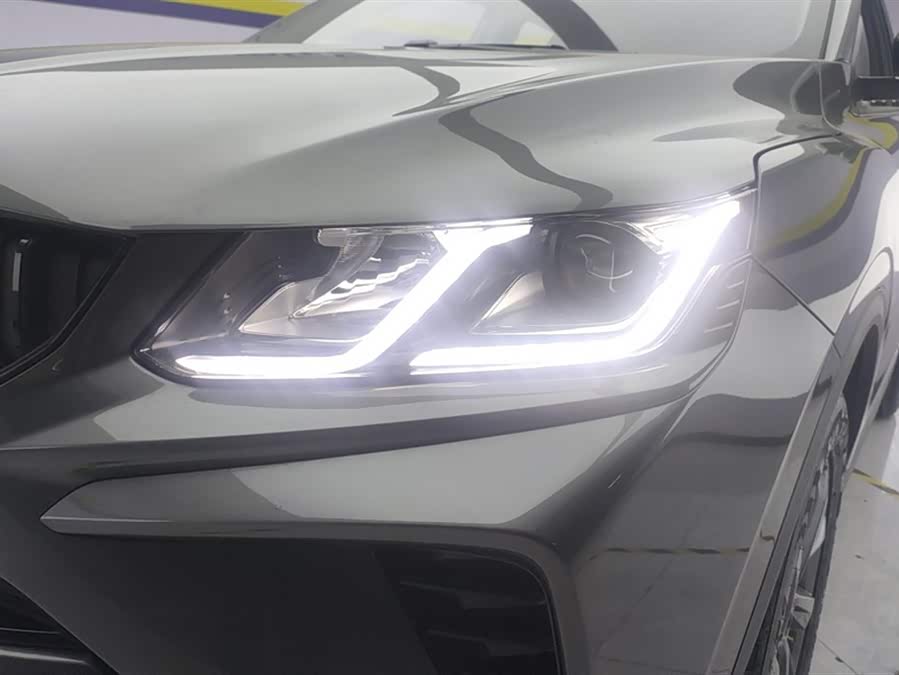 GEELY Coolray 2025 car image #6