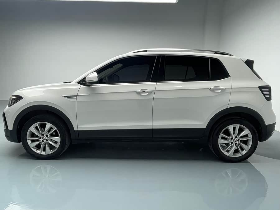 Volkswagen T-Cross 2021 car image #6