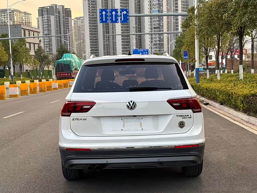 Volkswagen Tiguan L 2018 car image #6