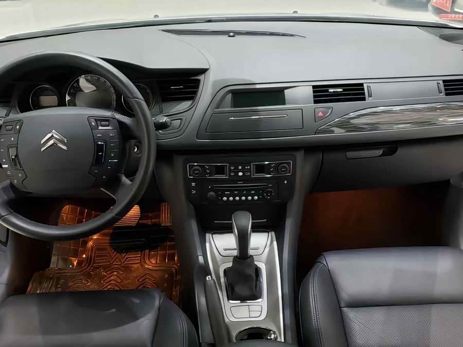 Citroen C5 2011 immagine di auto #6