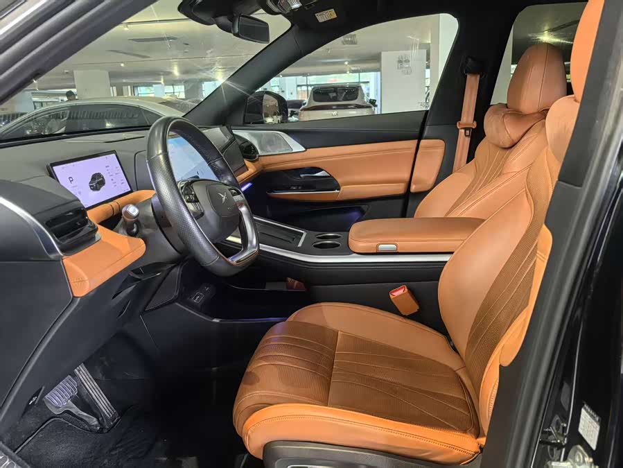 Xpeng G9 2024 immagine di auto #6