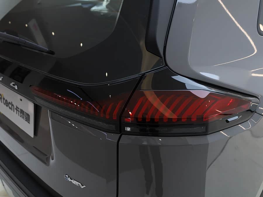 Toyota RAV4 2026 car image #6