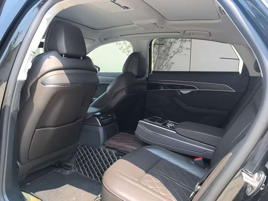 Audi A8 2020 imagen de coche #6