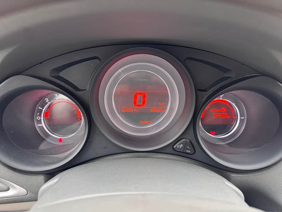 Citroen C4L 2015 imagen de coche #6