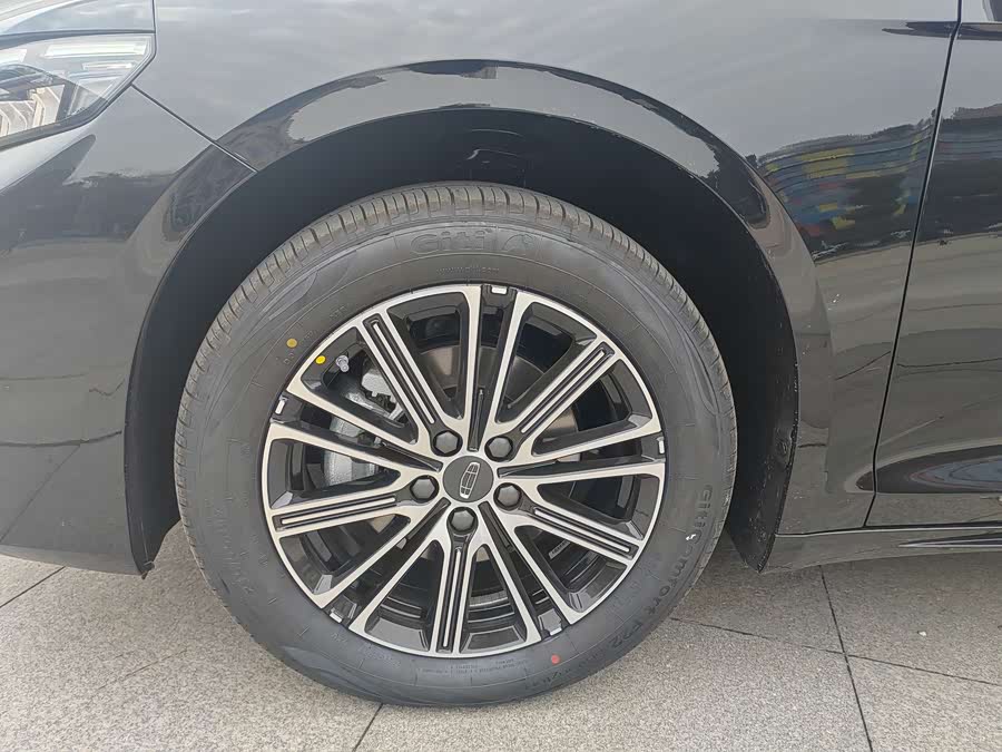 GEELY Preface 2025 изображение автомобиля #6