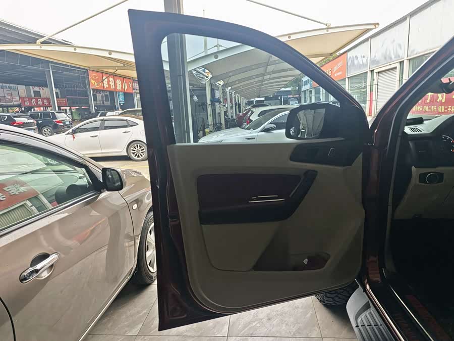 Ford Everest 2017 صورة سيارة #6