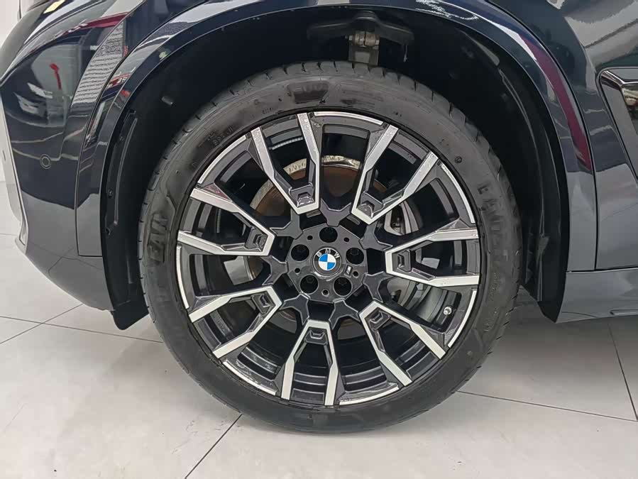 BMW X5 2025 صورة سيارة #6