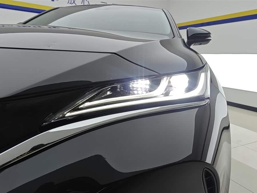 Toyota Harrier 2022 صورة سيارة #6