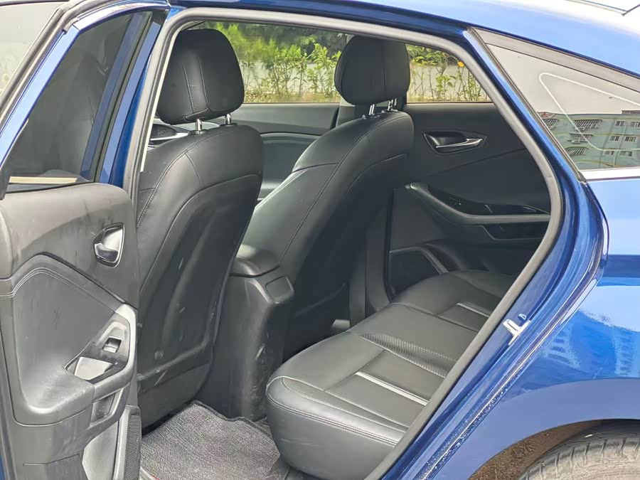 Hyundai Lafesta 2020 car image #6