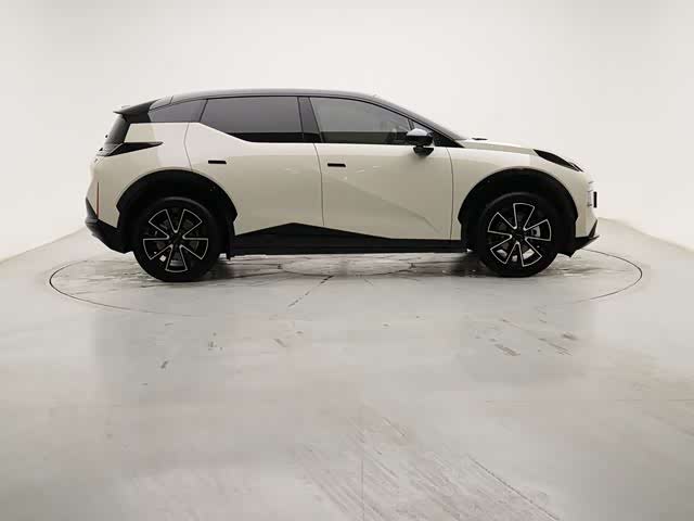 极氪 极氪X 2024 汽车图片 #6