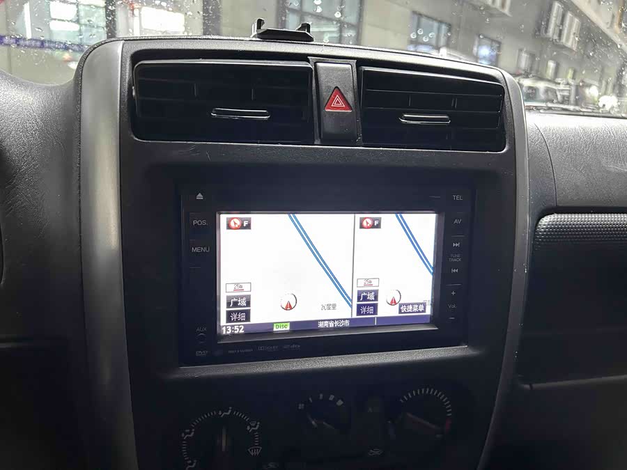 Suzuki Jimny (Imported) 2011 immagine di auto #6