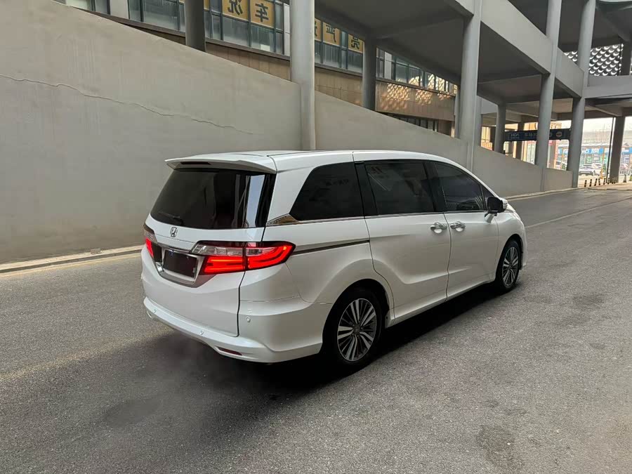Honda ODYSSEY 2019 car image #6