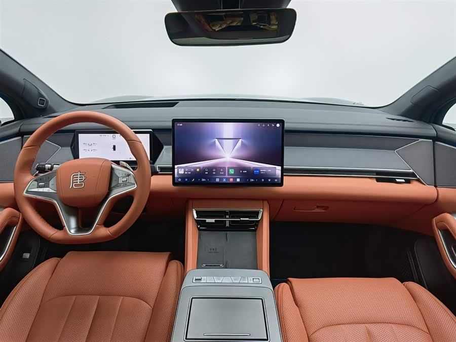 BYD Tang L 2025 immagine di auto #6