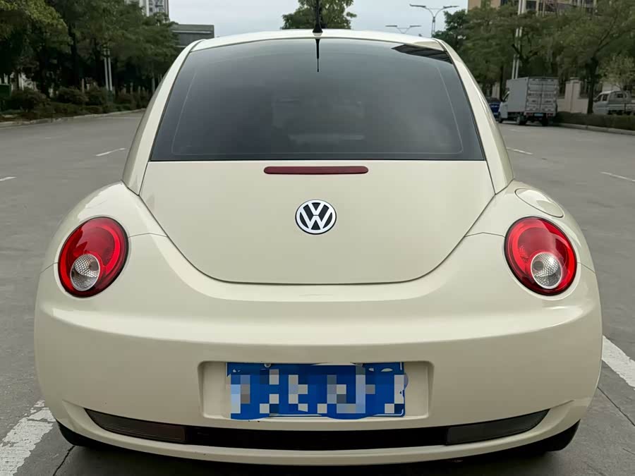 Volkswagen Beetle 2011 изображение автомобиля #6
