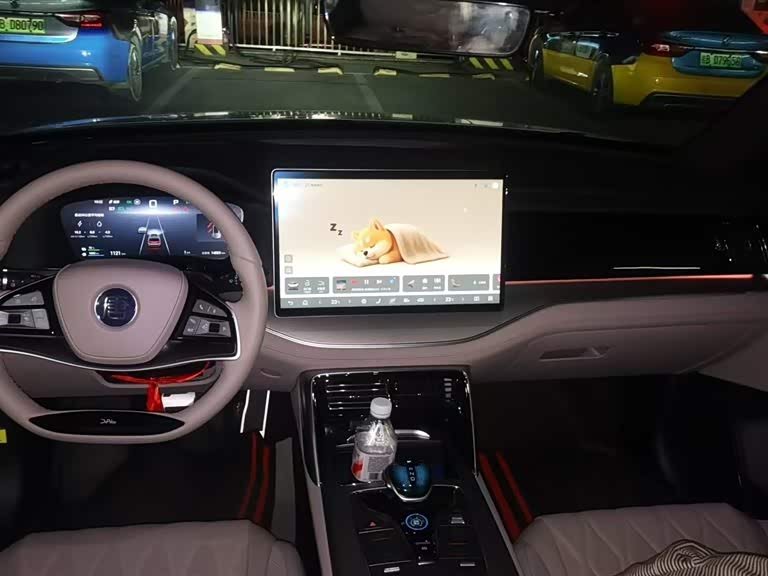 BYD Tang New Energy 2025 car image #6